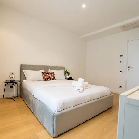 Apartamento Sphere - High-end 1br Getaway Near Promenada Mall Bucarest