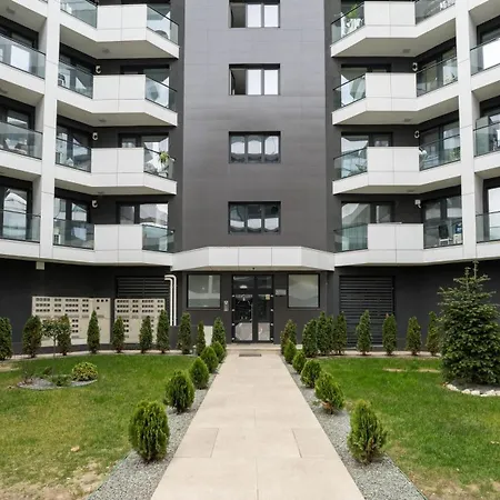 Apartment Sphere - High-end 1br Getaway Near Promenada Mall